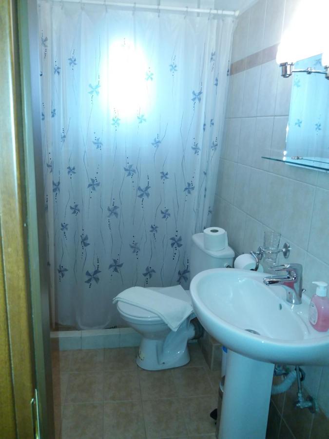 Kynthia Guesthouse Неохори Екстериор снимка