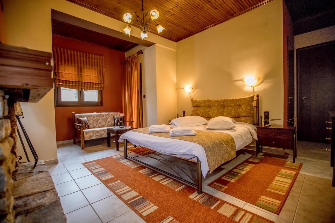 Kynthia Guesthouse Неохори Екстериор снимка