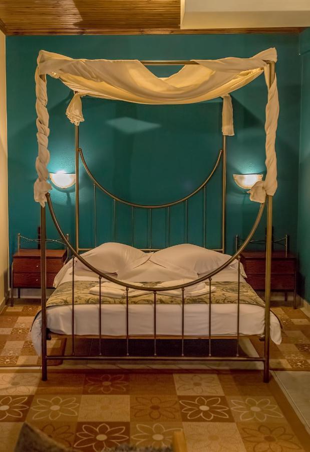 Kynthia Guesthouse Неохори Екстериор снимка