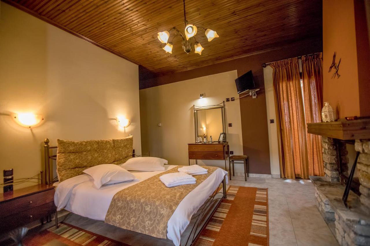 Kynthia Guesthouse Неохори Екстериор снимка
