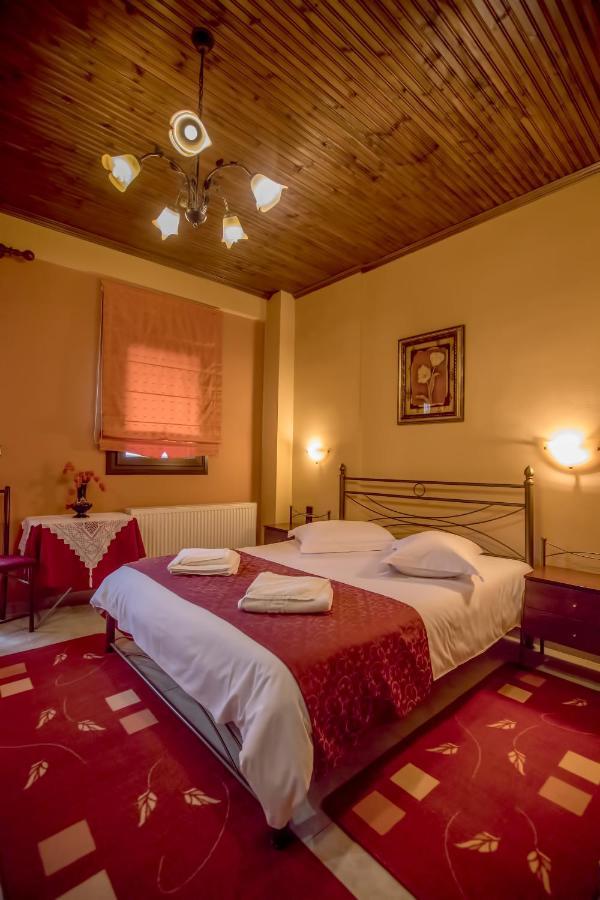 Kynthia Guesthouse Неохори Екстериор снимка
