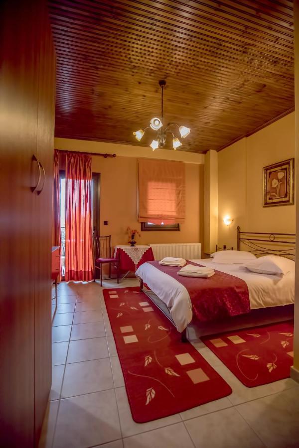 Kynthia Guesthouse Неохори Екстериор снимка