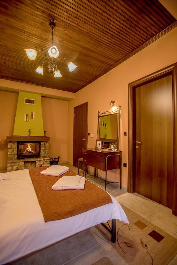 Kynthia Guesthouse Неохори Екстериор снимка