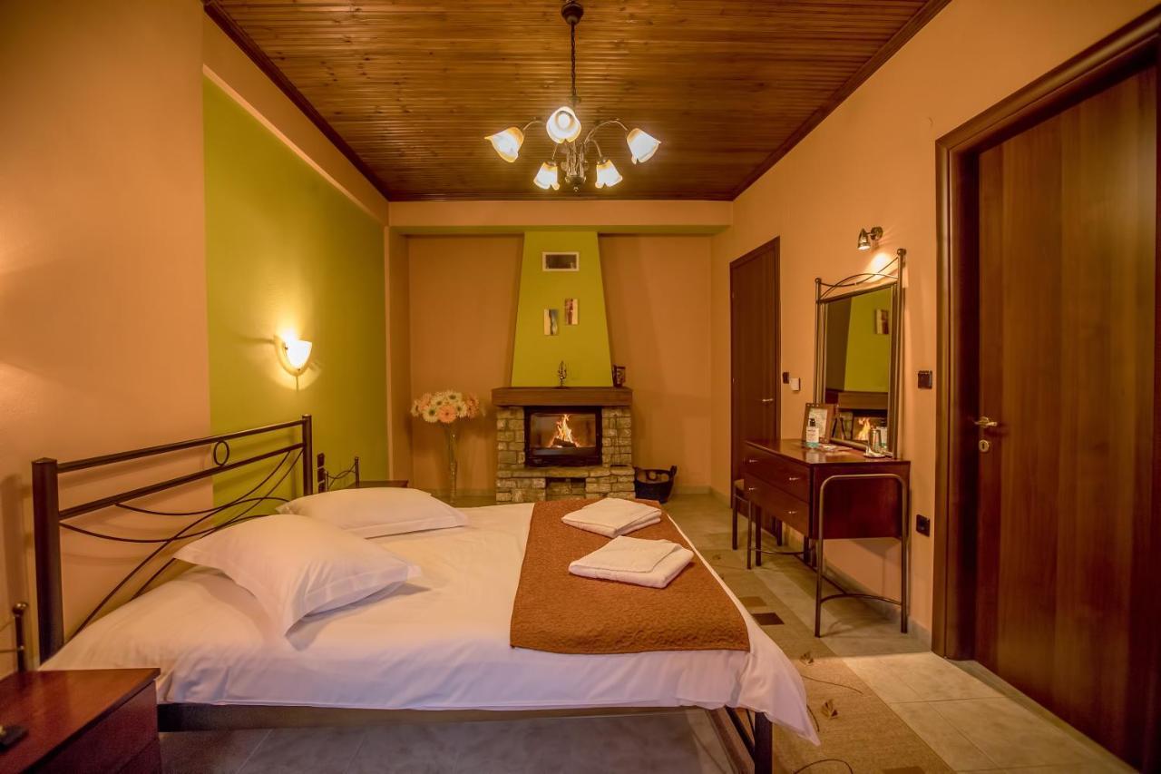 Kynthia Guesthouse Неохори Екстериор снимка