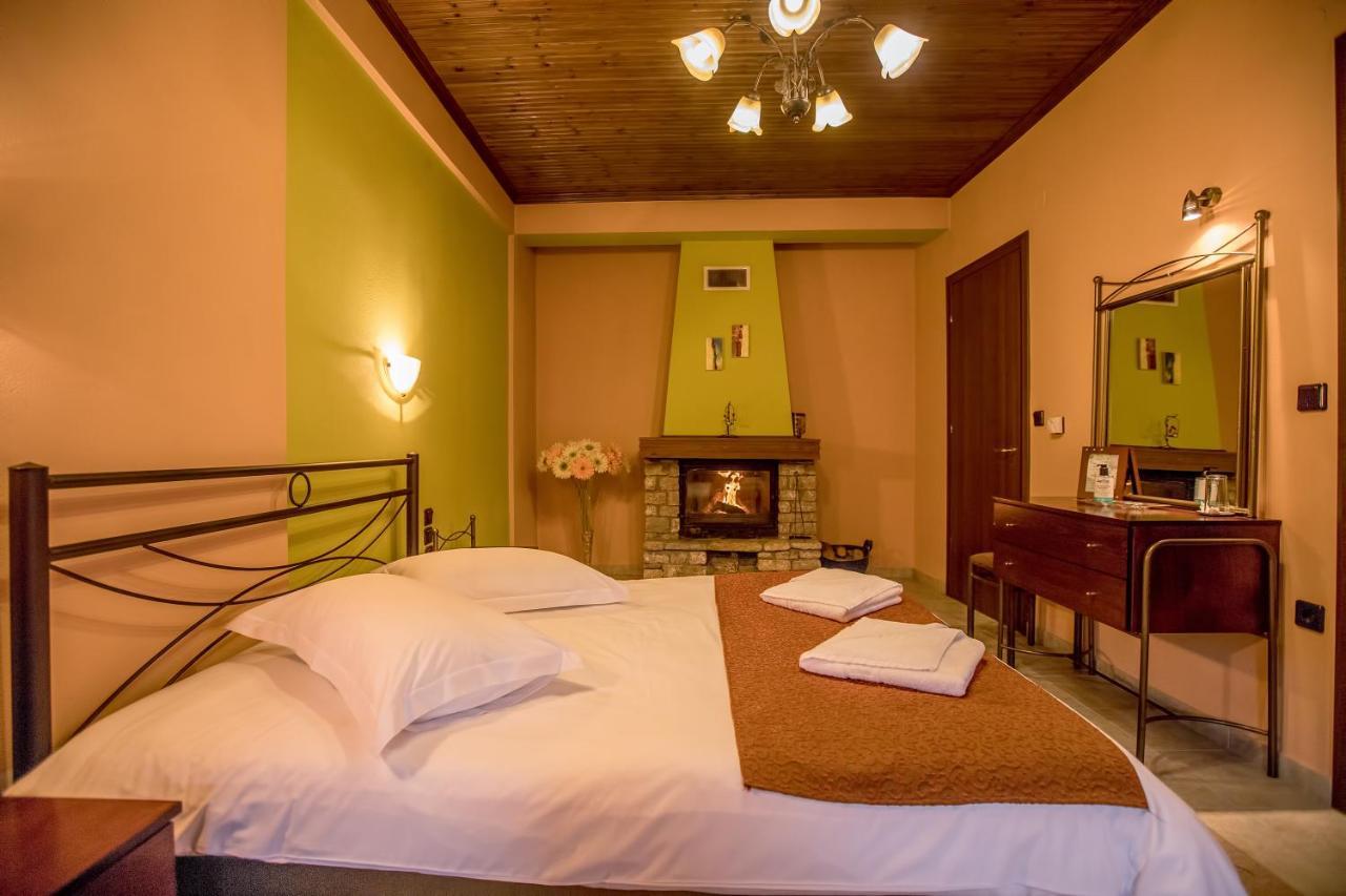 Kynthia Guesthouse Неохори Екстериор снимка