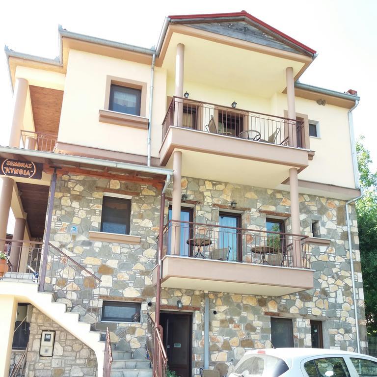 Kynthia Guesthouse Неохори Екстериор снимка